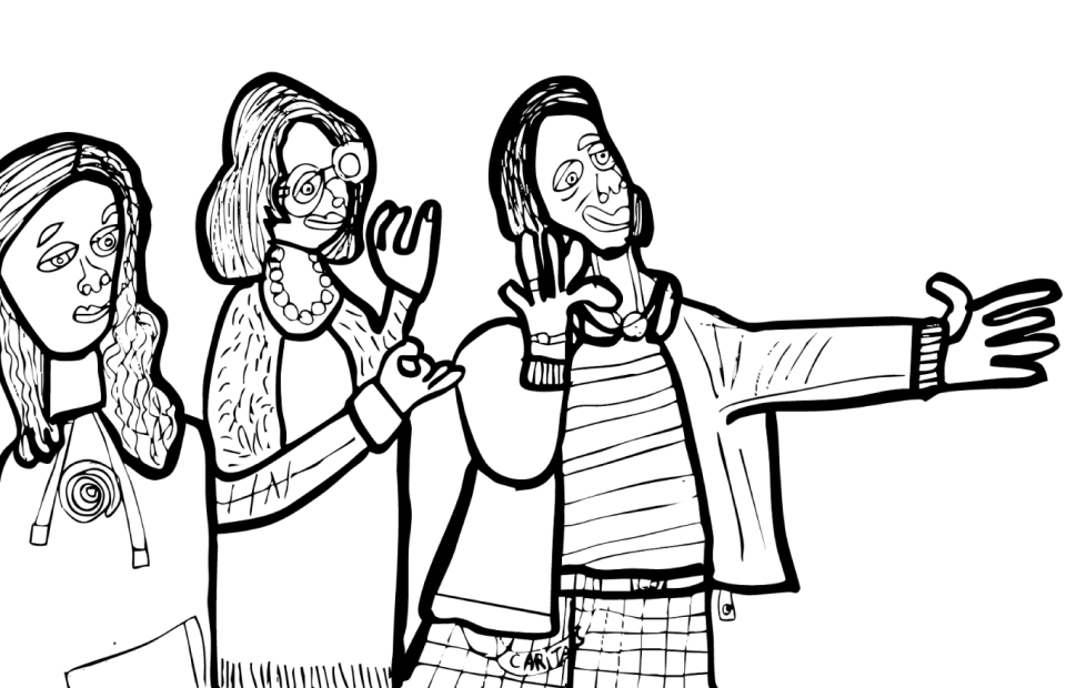 Es handelt sich um eine schwarz-weiße Zeichnung von Kerstin Recker. Hierauf sind drei Personen zu sehen, die alle nach rechts schauen. Die Person ganz rechts streckt die Arme aus und lächelt. Sie trägt eine Jacke, einen karierten Rock, ein gestreiftes Oberteil und eine Kette um den Hals. Die Person in der Mitte lächelt ebenfalls und hält ihre Arme geöffnet. Sie trägt außerdem eine Brille und eine Kette um den Hals. Die Person ganz links hat längere Haare und trägt einen Pullover.